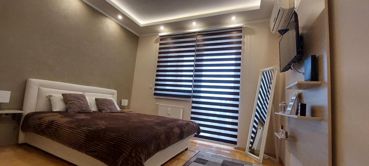 Apartman Studio Niki ซูโบติกา ภายนอก รูปภาพ
